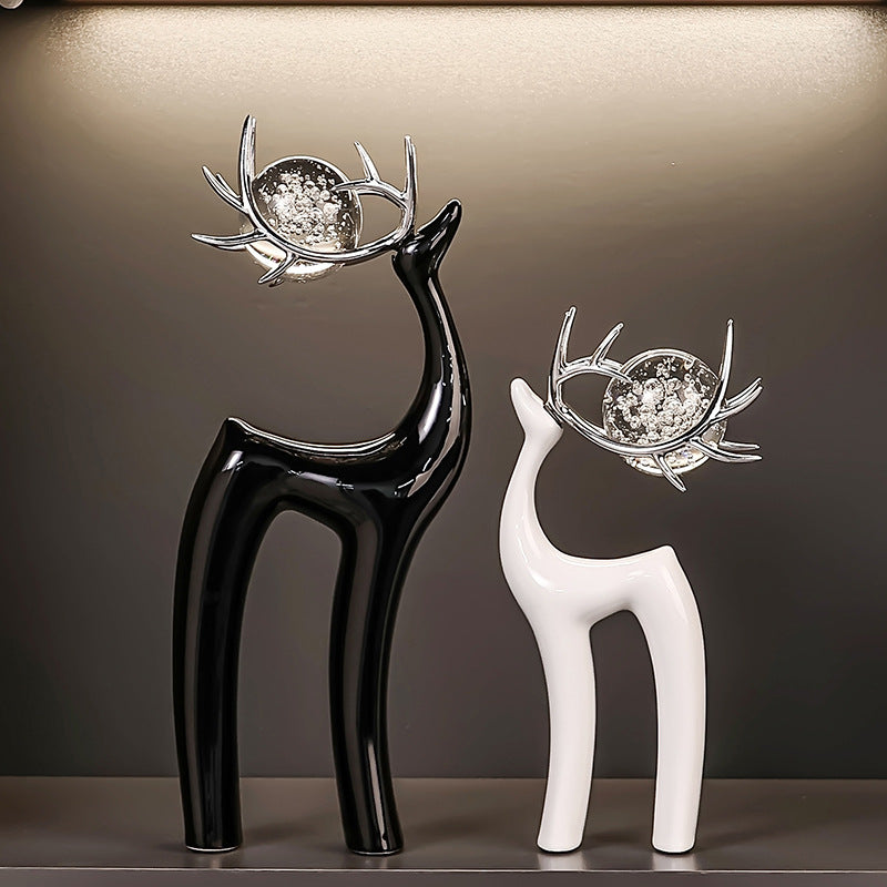 Ornaments: fawn, light luxury, high-end, high-end living room, wine cabinet, TV cabinet, home decorations, modern Fulu double to